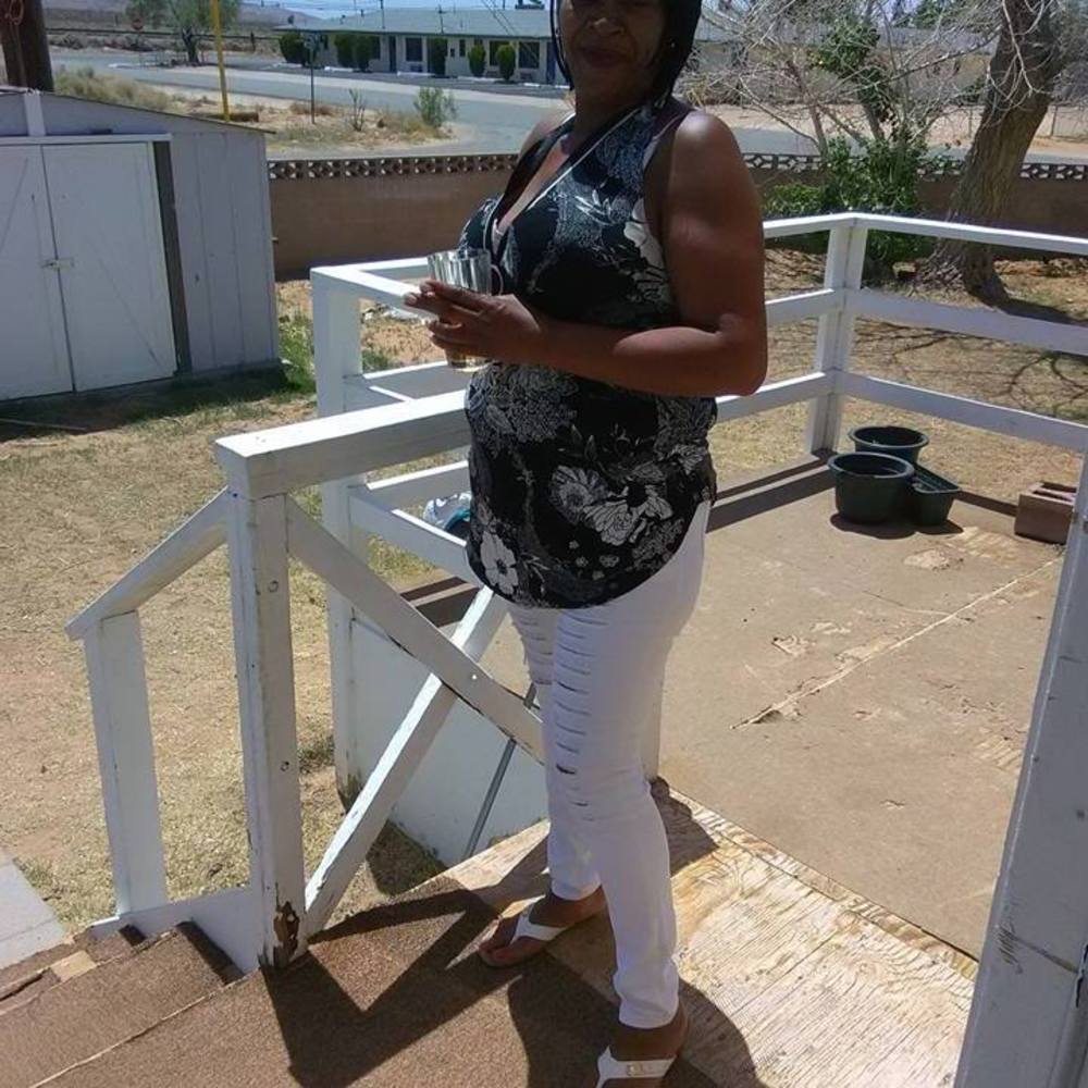 Meet your Posher, Tamela